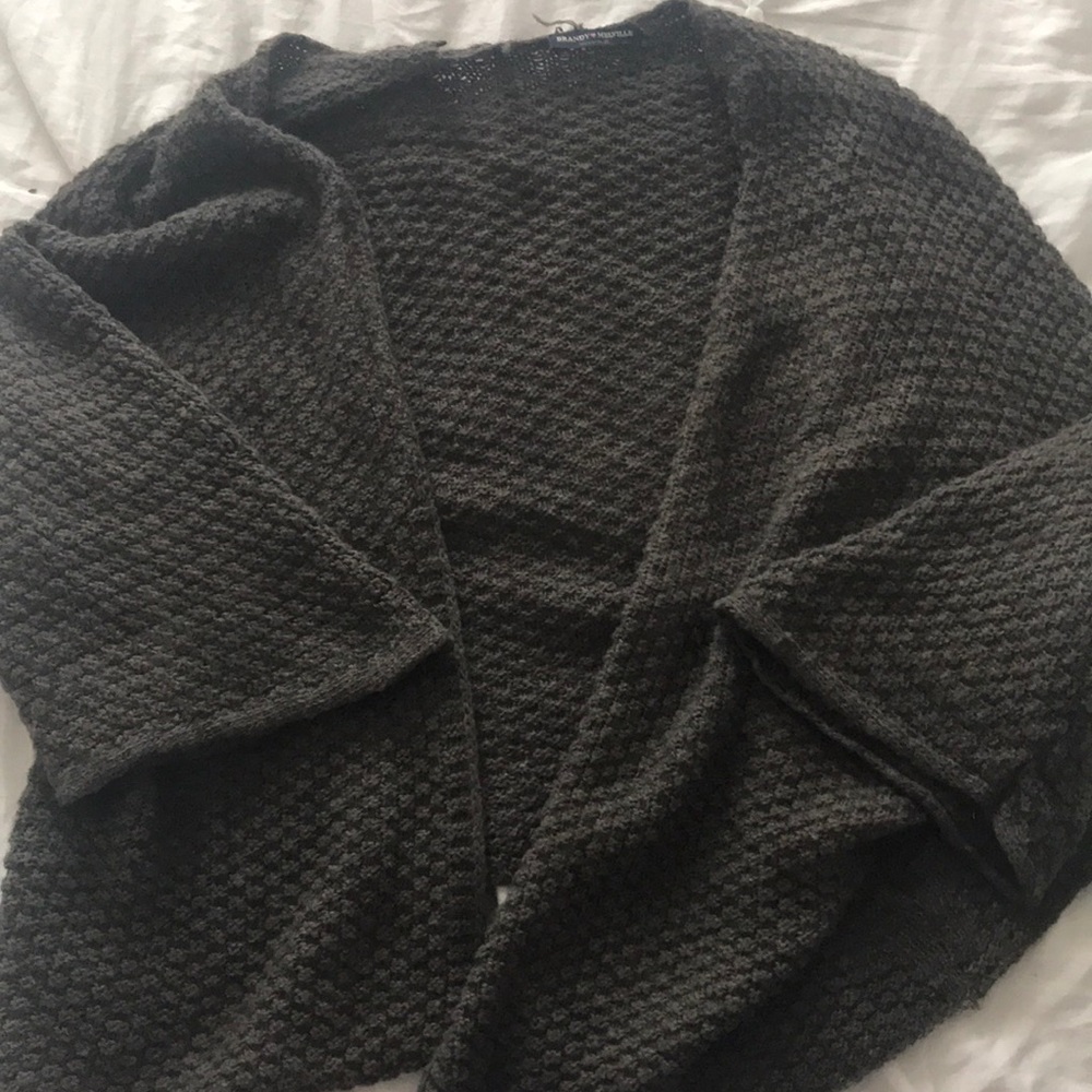 BRANDY MELVILLE WRAP / SWEATER